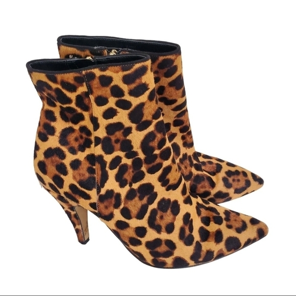 Vince Camuto Nandi 2 Calf Hair Leopard Zip Pointed Toe Mobwife Bootie Size 7 - Picture 2 of 12
